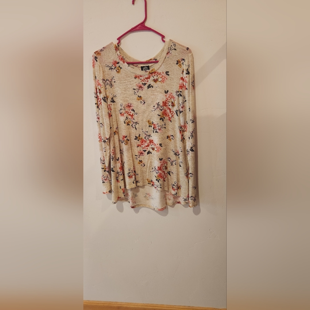 Floral top